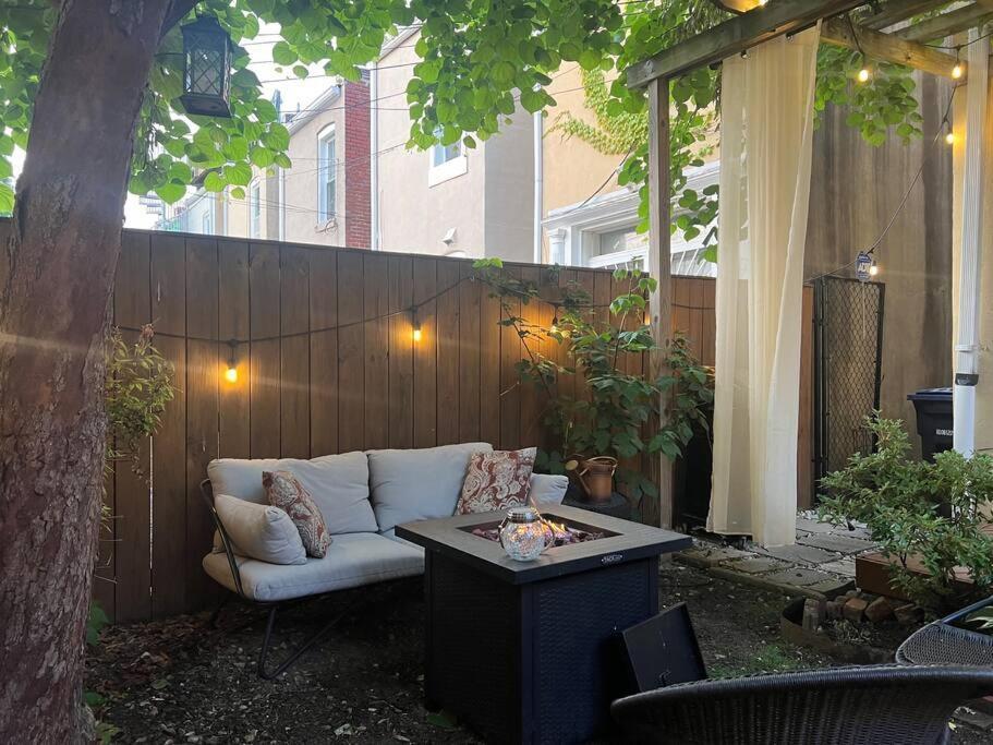 3-Bedroom House With Cute Patio Explore Dc On Foot Washington Exterior photo